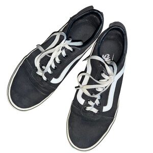 Vans Women’s Classic Black Sneakers Size 9.5